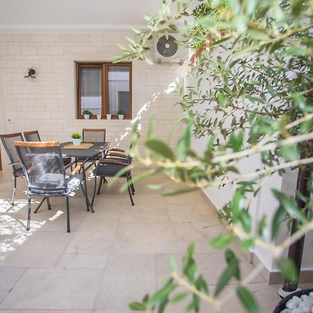 Holiday Home Camellia Porec Luaran gambar