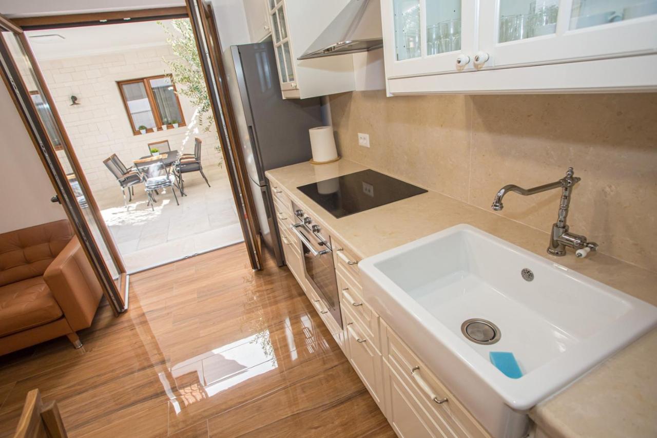 Holiday Home Camellia Porec Luaran gambar