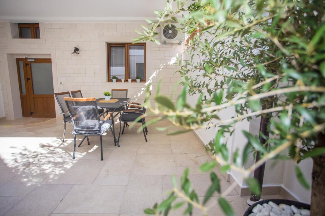 Holiday Home Camellia Porec Luaran gambar