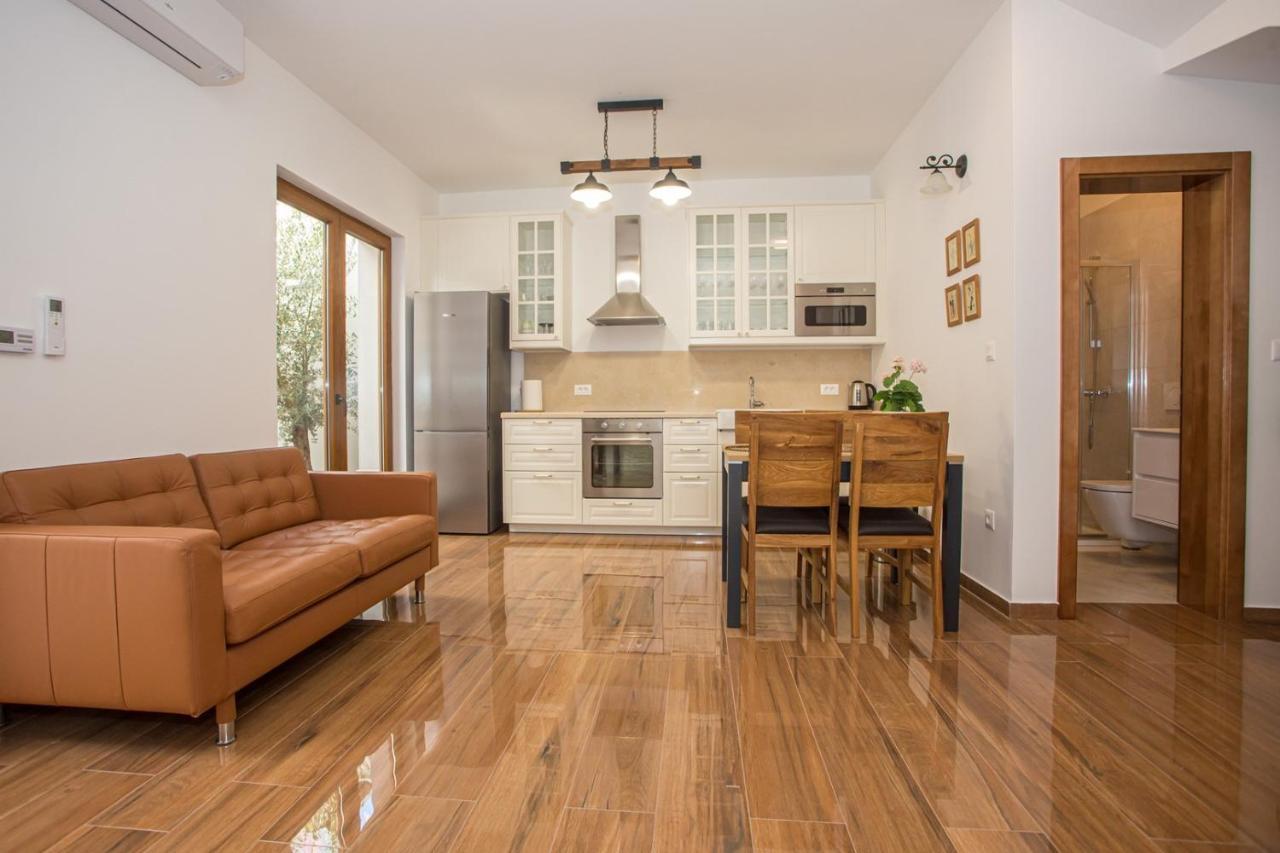 Holiday Home Camellia Porec Luaran gambar
