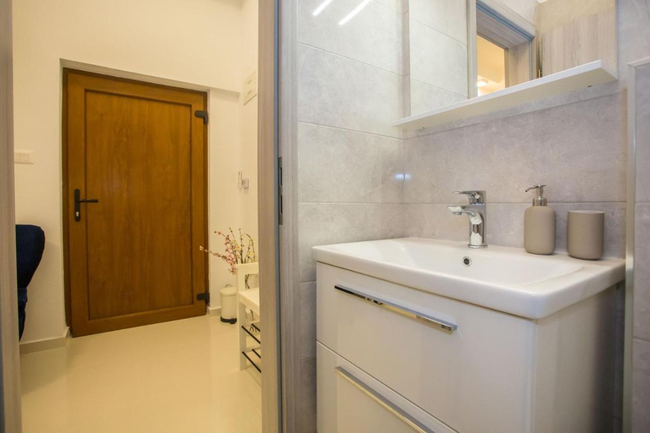 Holiday Home Camellia Porec Luaran gambar